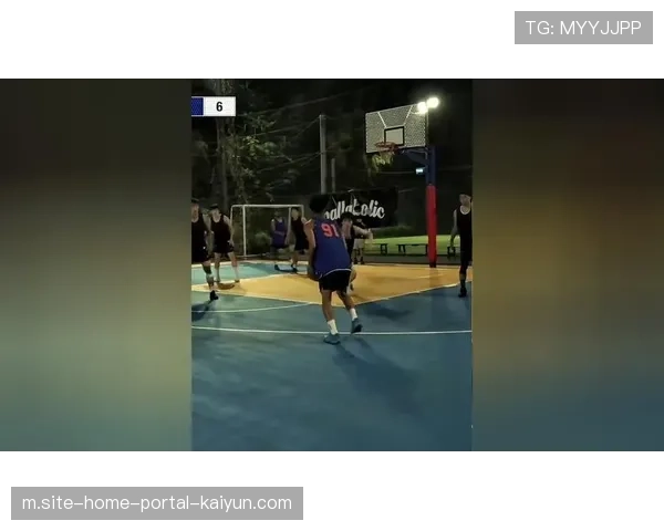 澳大利亚进攻节奏掌控自如 内外结合战术执行到位 澳大利亚进攻节奏掌控自如 内外结合战术执行到位